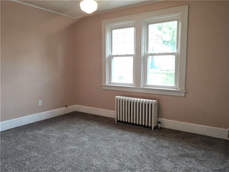 1210 Ingham Street Pittsburgh, PA 15212 - Photo 17 of 23 Gallery Image 17