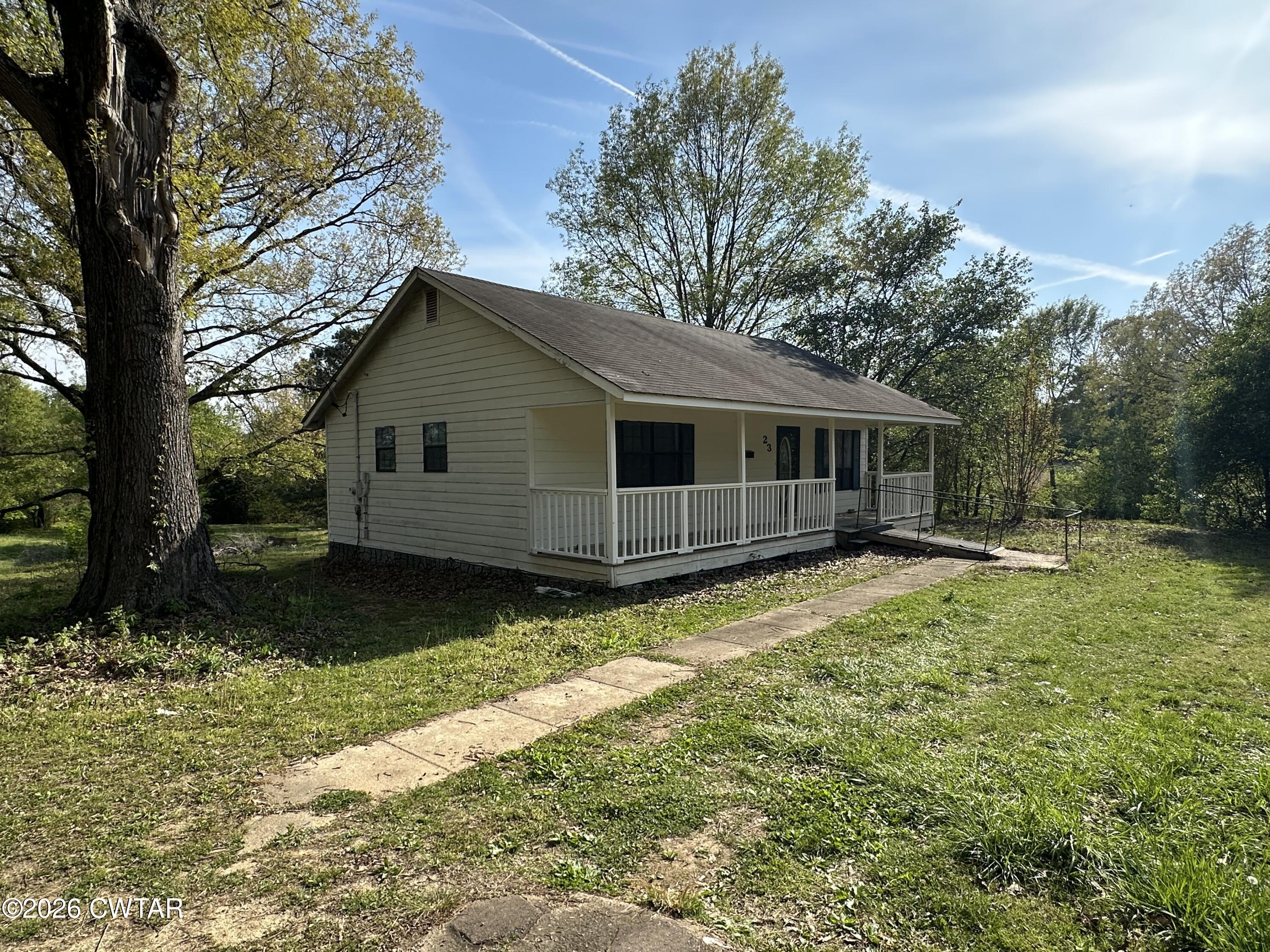 23 Elmer Miller Road Trenton, TN 38382 - Photo 1 of 9 IMG_1209