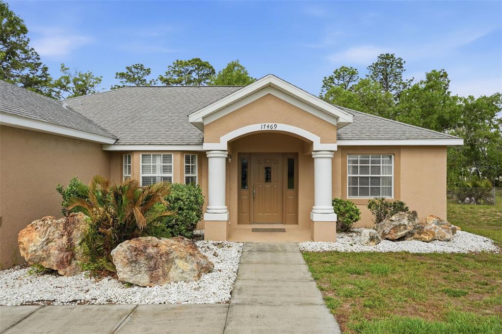 17469 Maberly Road Weeki Wachee, FL 34614 - Photo 5 of 66