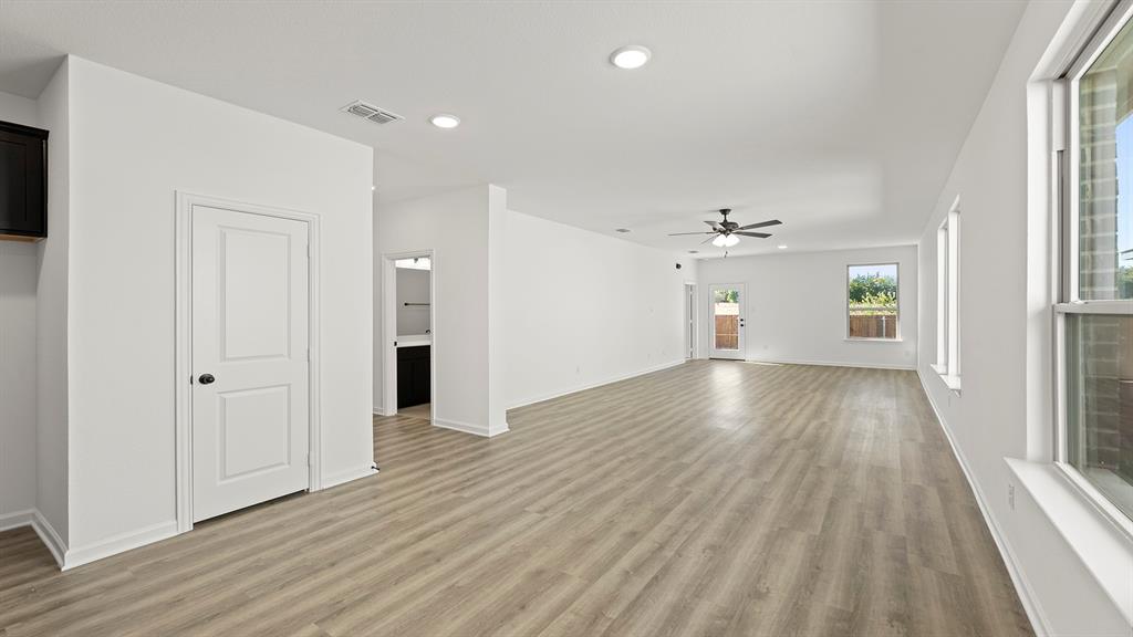 2516 YO Rnch Road Anna, TX 75409 - Photo 9 of 30 09. 2516 Yo Ranch - Dining (2)