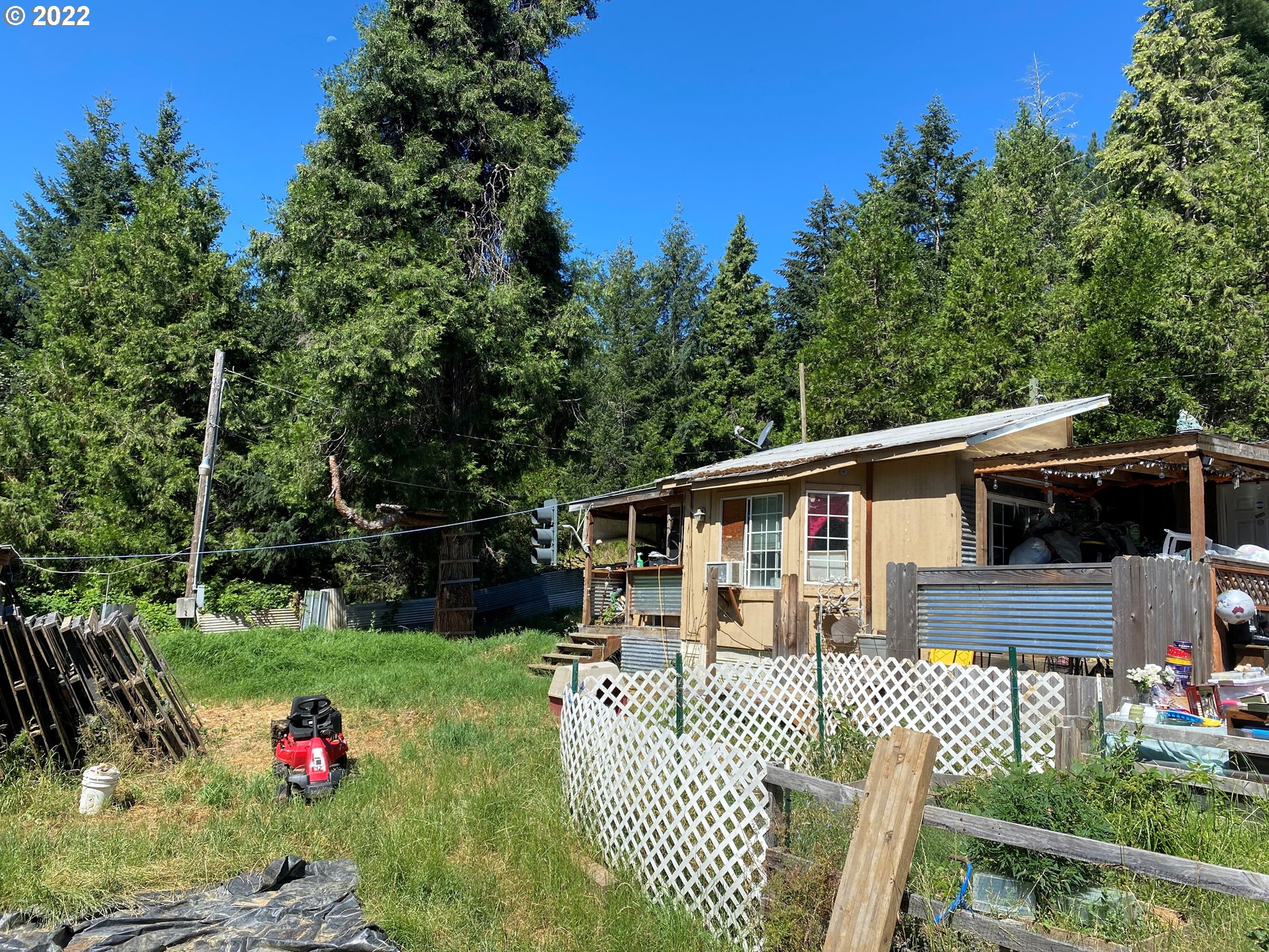 2457 Doerner Road Roseburg, OR 97471 - Photo 1 of 10