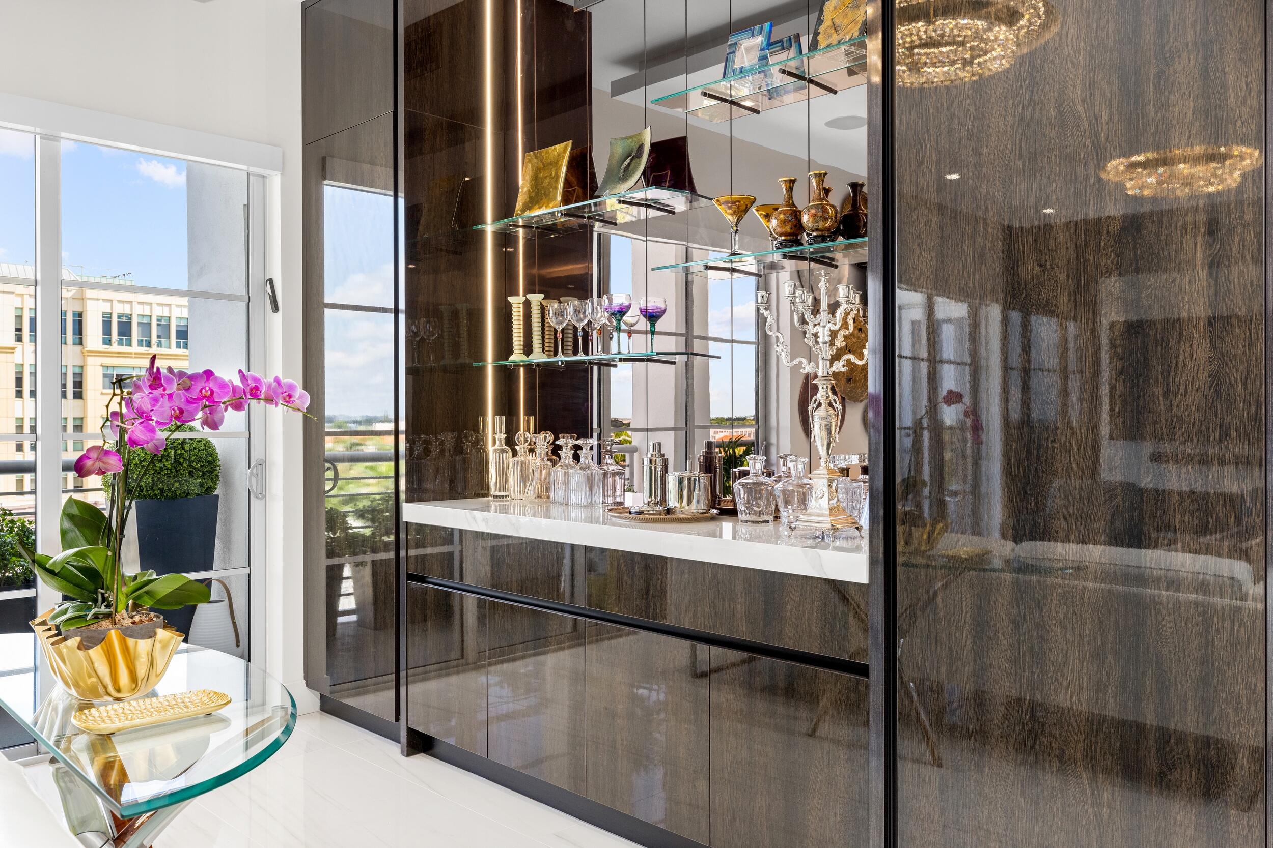 155 East Boca Raton Road, Unit 715 Boca Raton, FL 33432 - Photo 4 of 54 Custom Bar