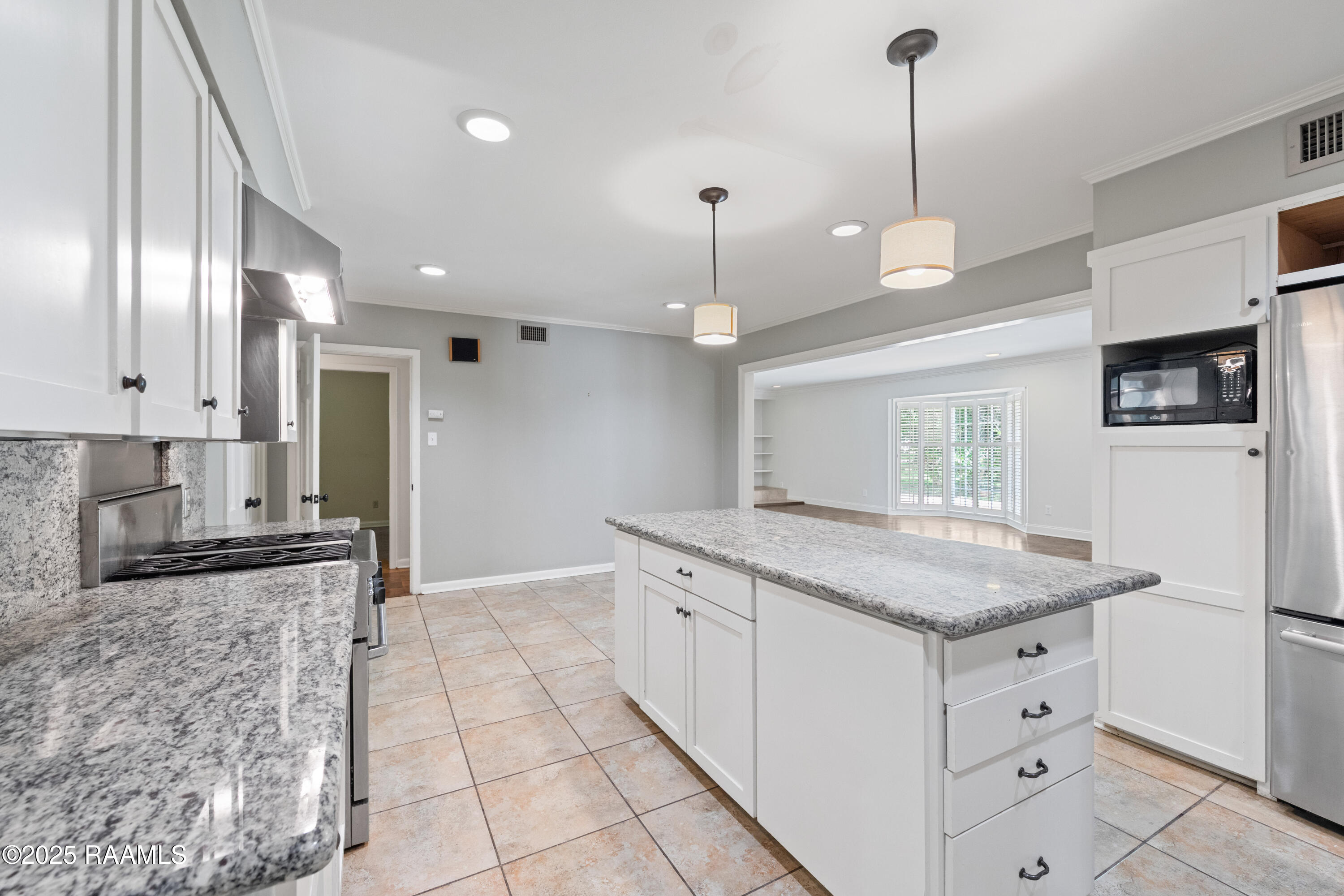 119 Beverly Drive Lafayette, LA 70503 - Photo 11 of 47 119Beverly-45