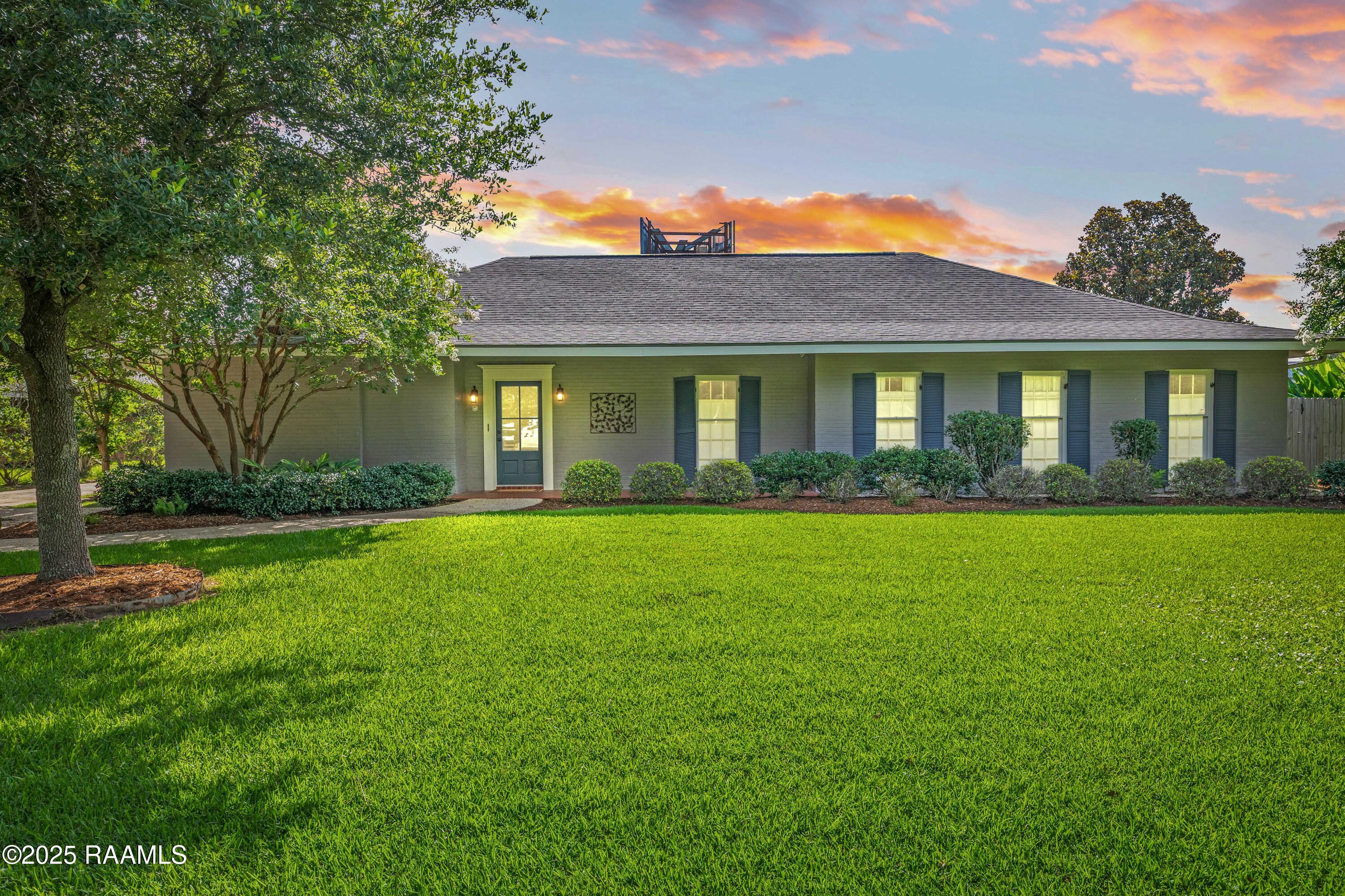 119 Beverly Drive Lafayette, LA 70503 - Photo 34 of 47 twilight