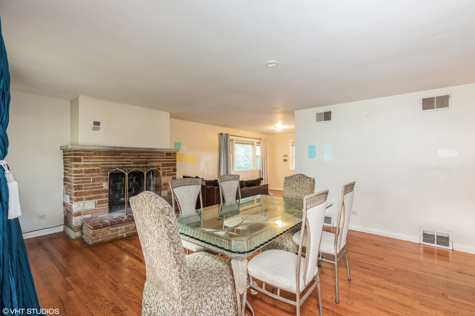 828 Exmoor Road Olympia Fields, IL 60461 - Photo 3 of 9 a view of a dining room with furniture and wooden floor