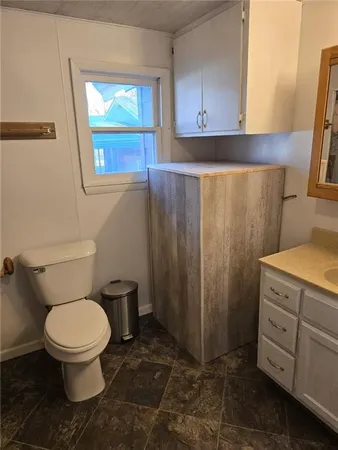 $215,000 | 9351 South 2700th Road, Harwood, MO 64750