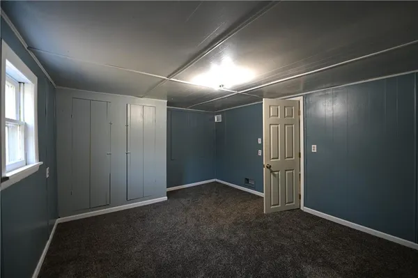$215,000 | 9351 South 2700th Road, Harwood, MO 64750