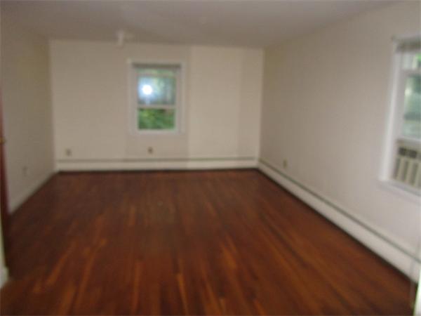 18 Glen Road Topsfield, MA 01983 - Photo 11 of 16 Gallery Image 11