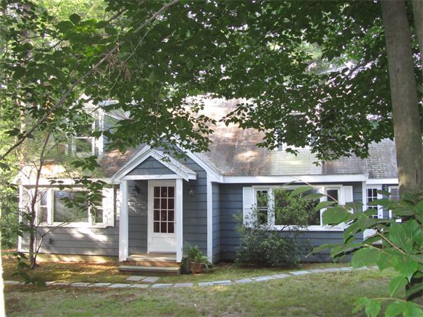 18 Glen Road Topsfield, MA 01983 - Photo 2 of 16 Gallery Image 2
