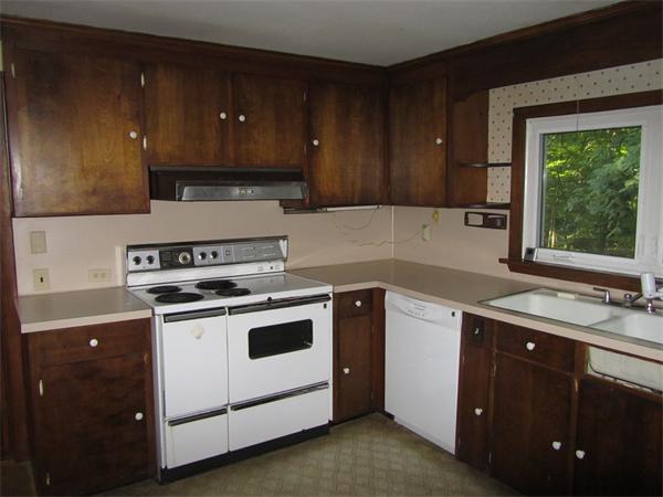 18 Glen Road Topsfield, MA 01983 - Photo 7 of 16 Gallery Image 7
