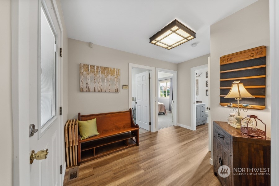 2007 Park Enumclaw Wa 98022 Enumclaw, WA 98022 - Photo 16 of 34