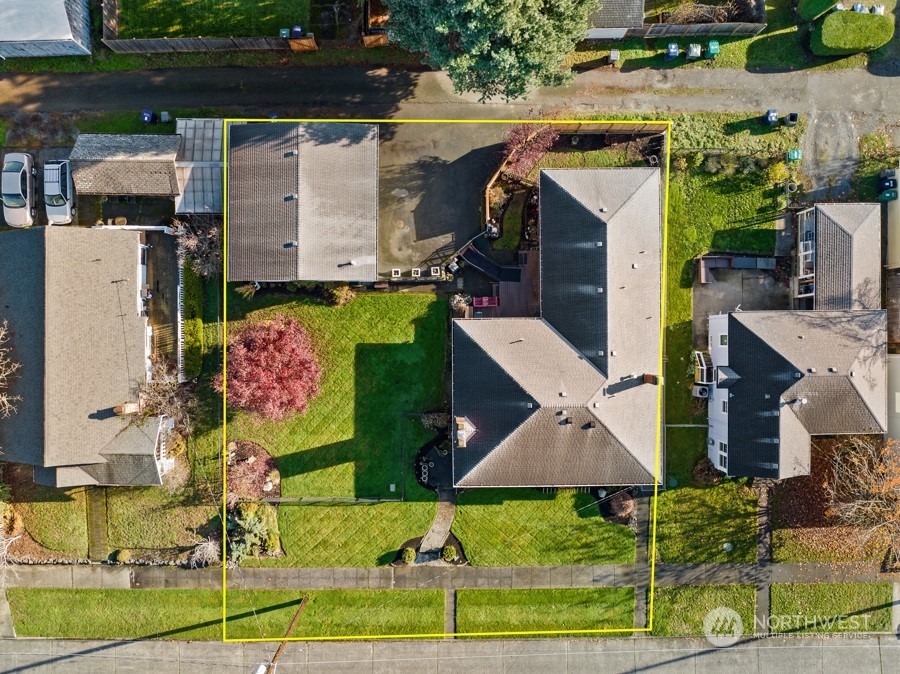 2007 Park Enumclaw Wa 98022 Enumclaw, WA 98022 - Photo 31 of 34 an aerial view of a house