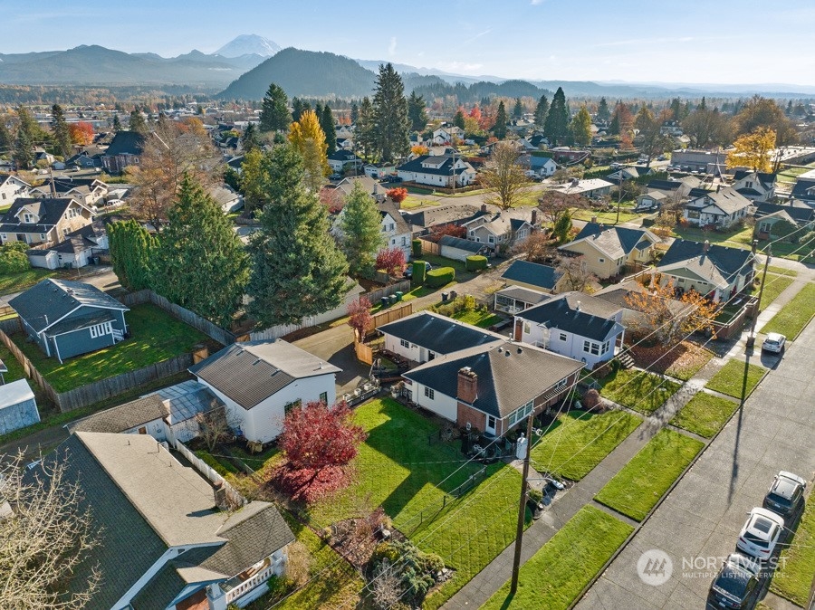 2007 Park Enumclaw Wa 98022 Enumclaw, WA 98022 - Photo 34 of 34 an aerial view of residential houses with outdoor space