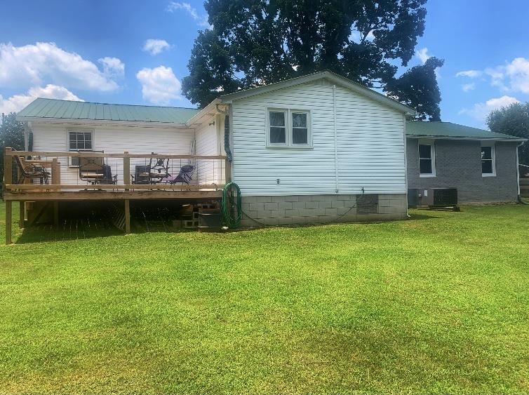 1212 Natural Bridge Road Waynesboro, TN 38485 - Photo 2 of 25 Gallery Image 2