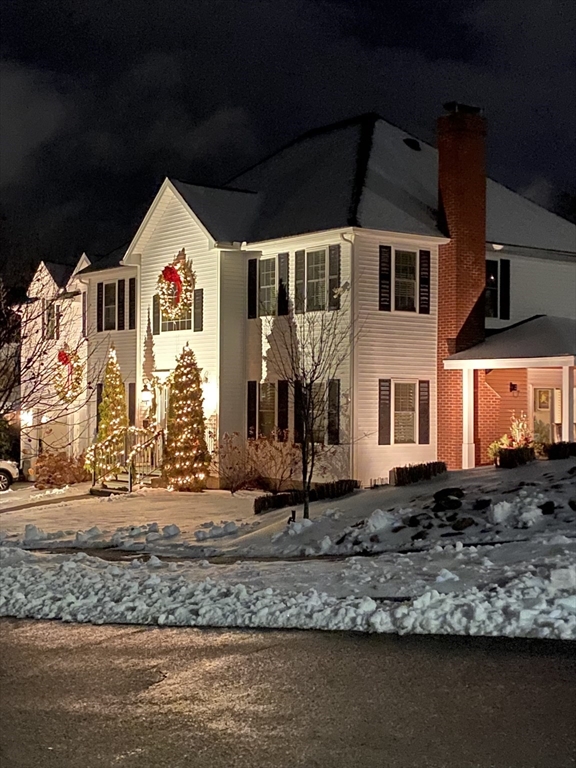 3 Bancroft Tower Road Worcester, MA 01609 - Photo 39 of 42 a front view of a house with garden