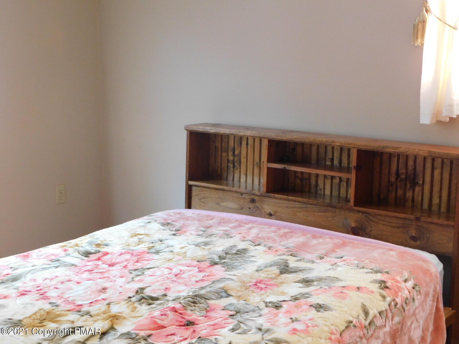 48 Robertson Road Jim Thorpe, PA 18229 - Photo 14 of 25 BEDROOM
