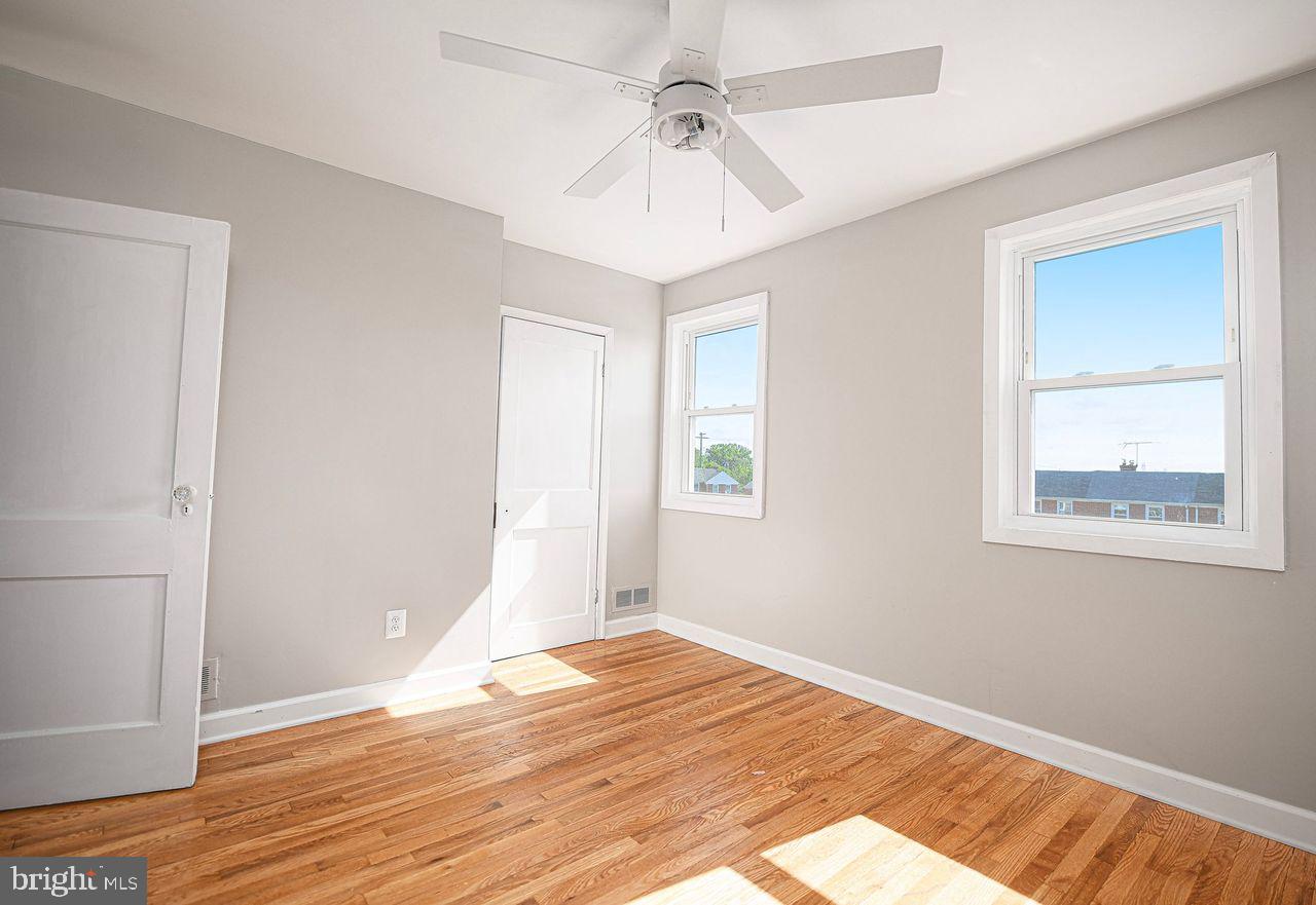 1626 Manor Road Baltimore, MD 21222 - Photo 11 of 25 Gallery Image 11