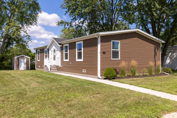 $99,900 | 714 Mill Street, Unit 70, Leslie, MI 49251
