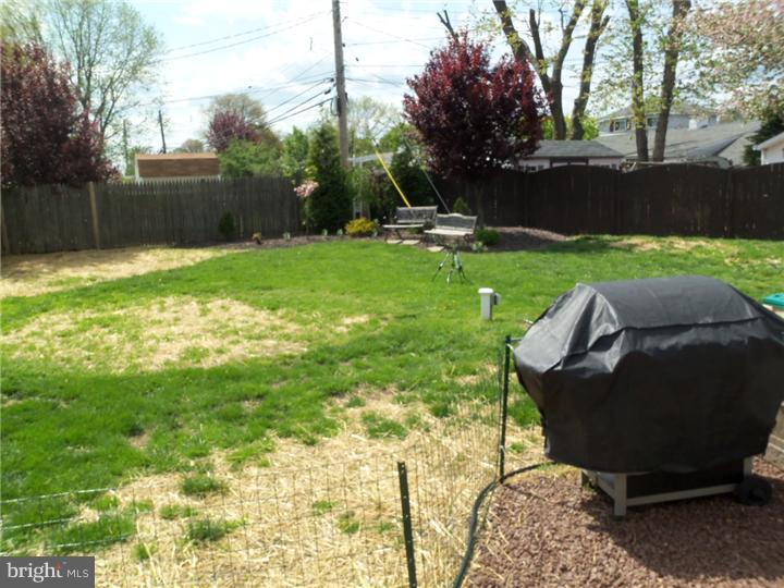 117 Fairfax Road Fairless Hills, PA 19030 - Photo 22 of 25 Back Yard