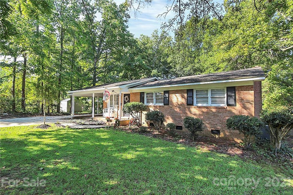 2542 State Rd S-29-503 Lancaster, SC 29720 - Photo 3 of 32 Gallery Image 3