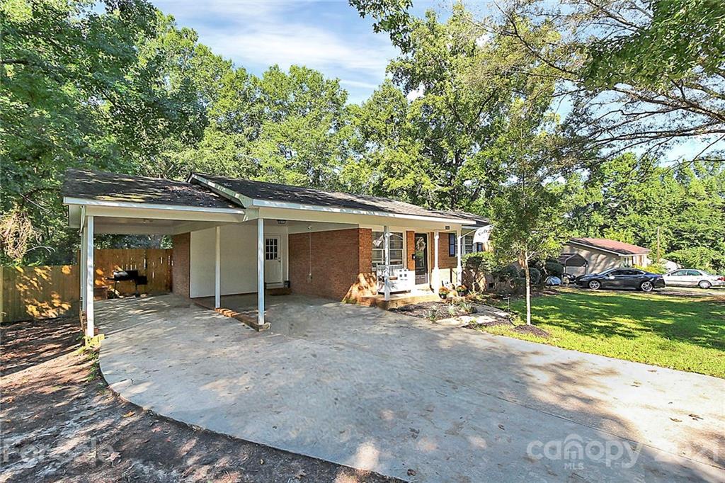 2542 State Rd S-29-503 Lancaster, SC 29720 - Photo 4 of 32 Gallery Image 4