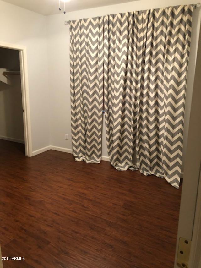 14421 West Redfield Road Surprise, AZ 85379 - Photo 10 of 20 thumbnail-395