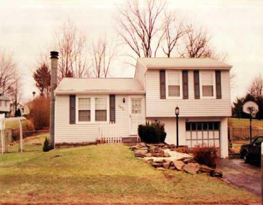 134 Old Ridge Road Coraopolis, PA 15108 - Photo 1 of 1 Gallery Image 1