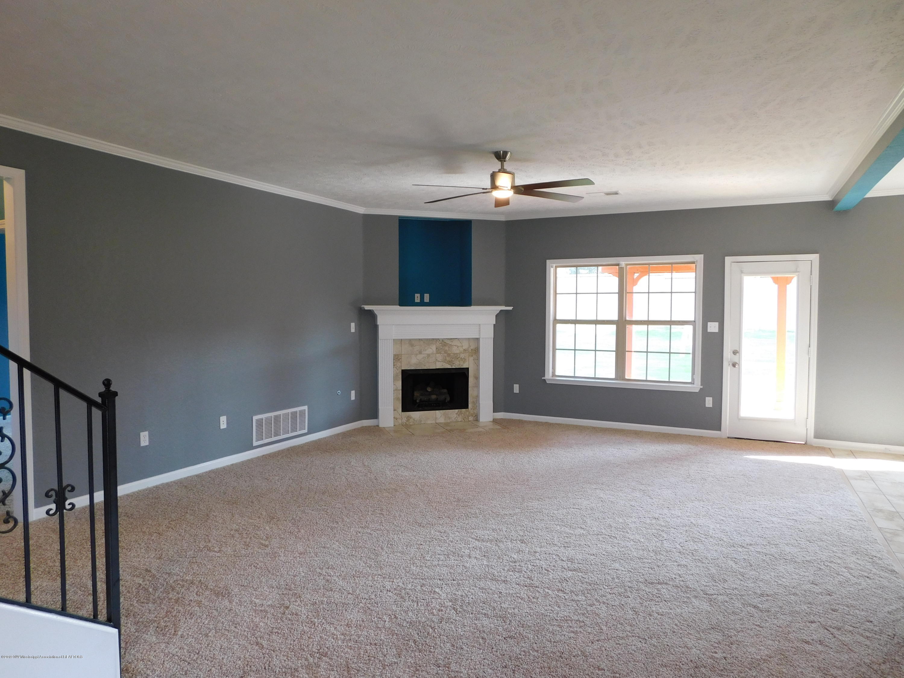 6103 Coleman Road Olive Branch, MS 38654 - Photo 9 of 42 great room