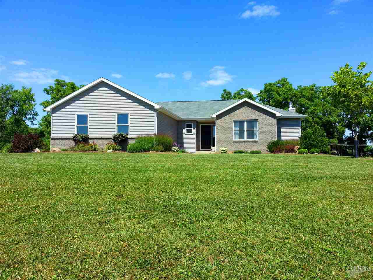 18006 Wesley Chapel Road Churubusco, IN 46723 - Photo 1 of 25 Gallery Image 1