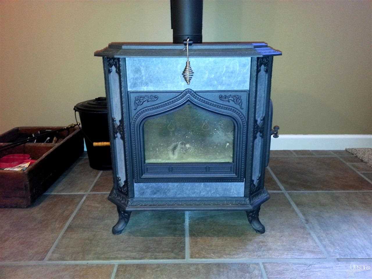 18006 Wesley Chapel Road Churubusco, IN 46723 - Photo 13 of 25 Gallery Image 13