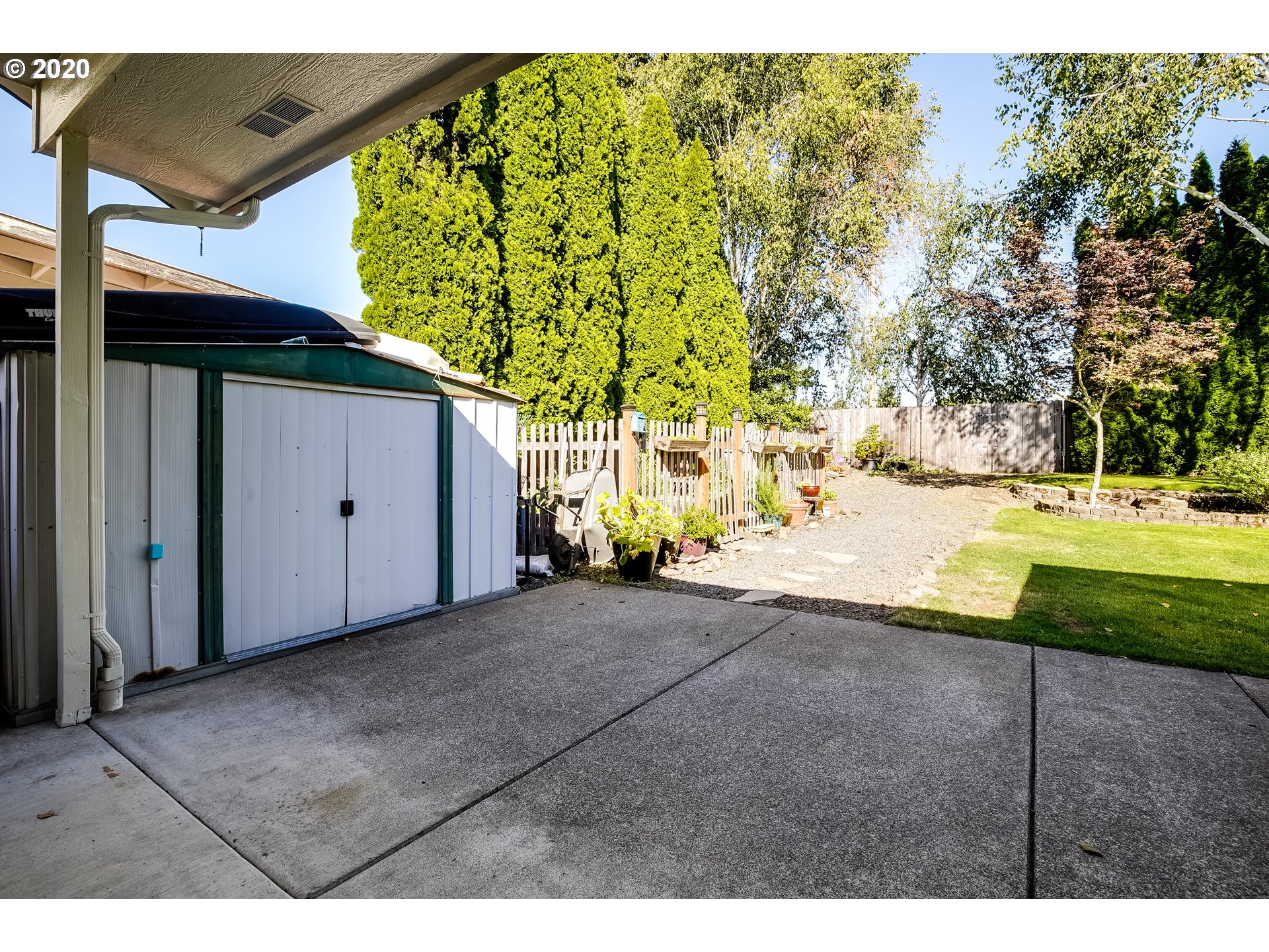591 68th Place Springfield, OR 97478 - Photo 30 of 31 a view of a backyard