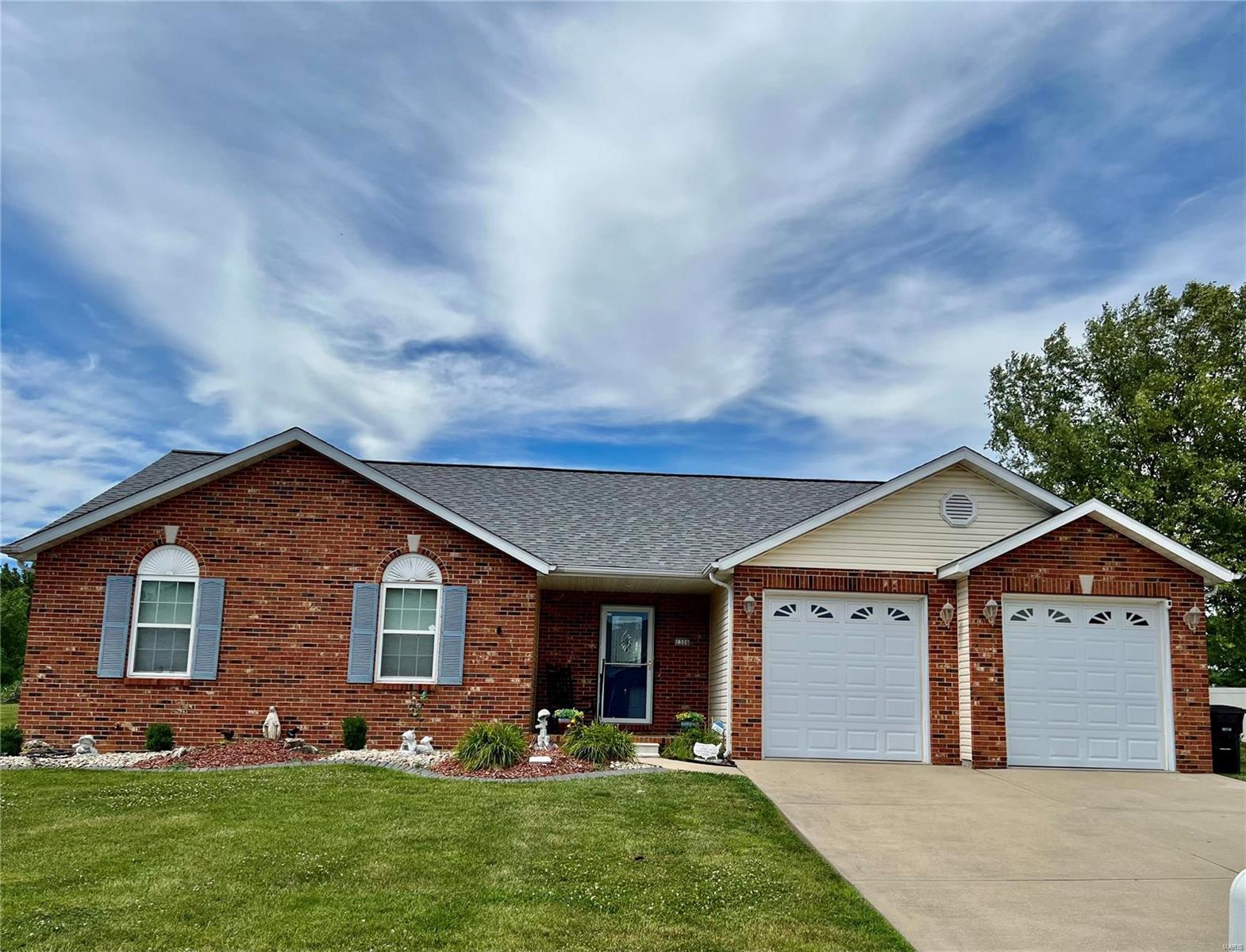 1306 Ridgefield Drive Godfrey, IL 62035 - Photo 1 of 1 Gallery Image 1