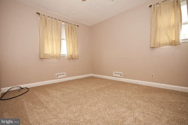 1842 Church Road Baltimore, MD 21222 - Photo 8 of 22 Bedroom (Master)