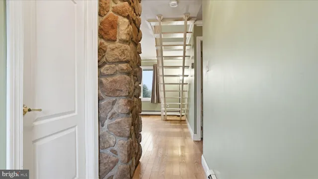 $294,500 | 25 Autumn Lane, Levittown, PA 19055