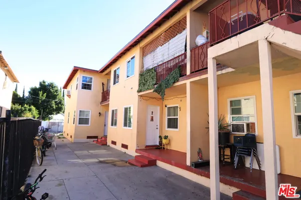 $1,999 | 8150 Sepulveda Place, Unit 3, Panorama City, CA 91402