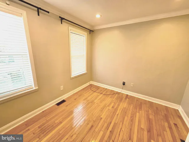 $2,950 | 1209 Florida Avenue Northeast, Washington, DC 20002