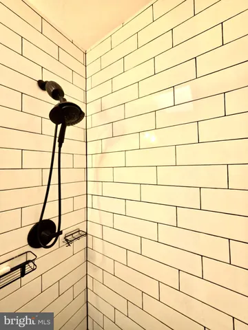 $2,950 | 1209 Florida Avenue Northeast, Washington, DC 20002