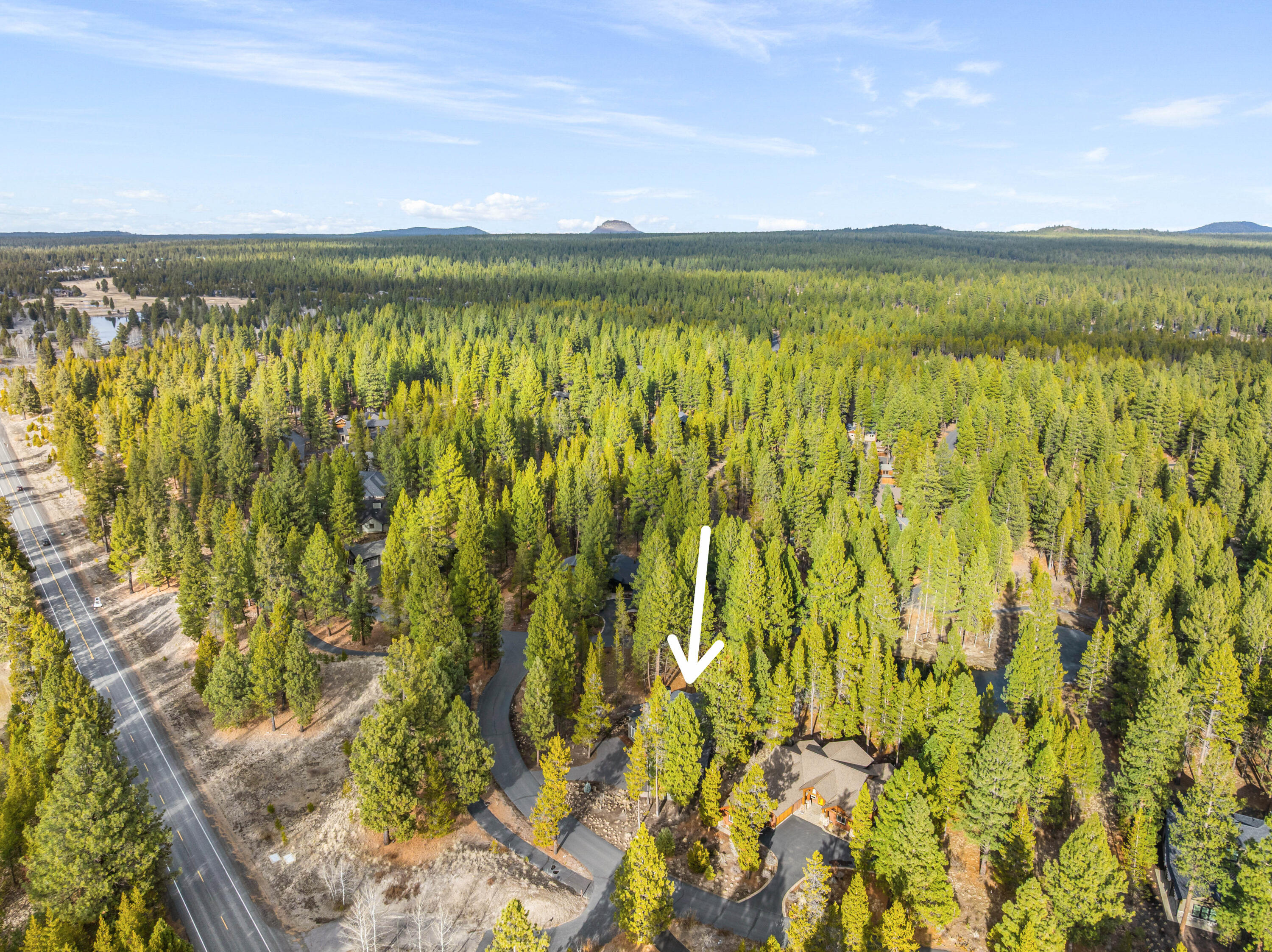 56302 Sable Rock Loop, Unit 255 Bend, OR 97707 - Photo 64 of 65 a view of lake view and mountain