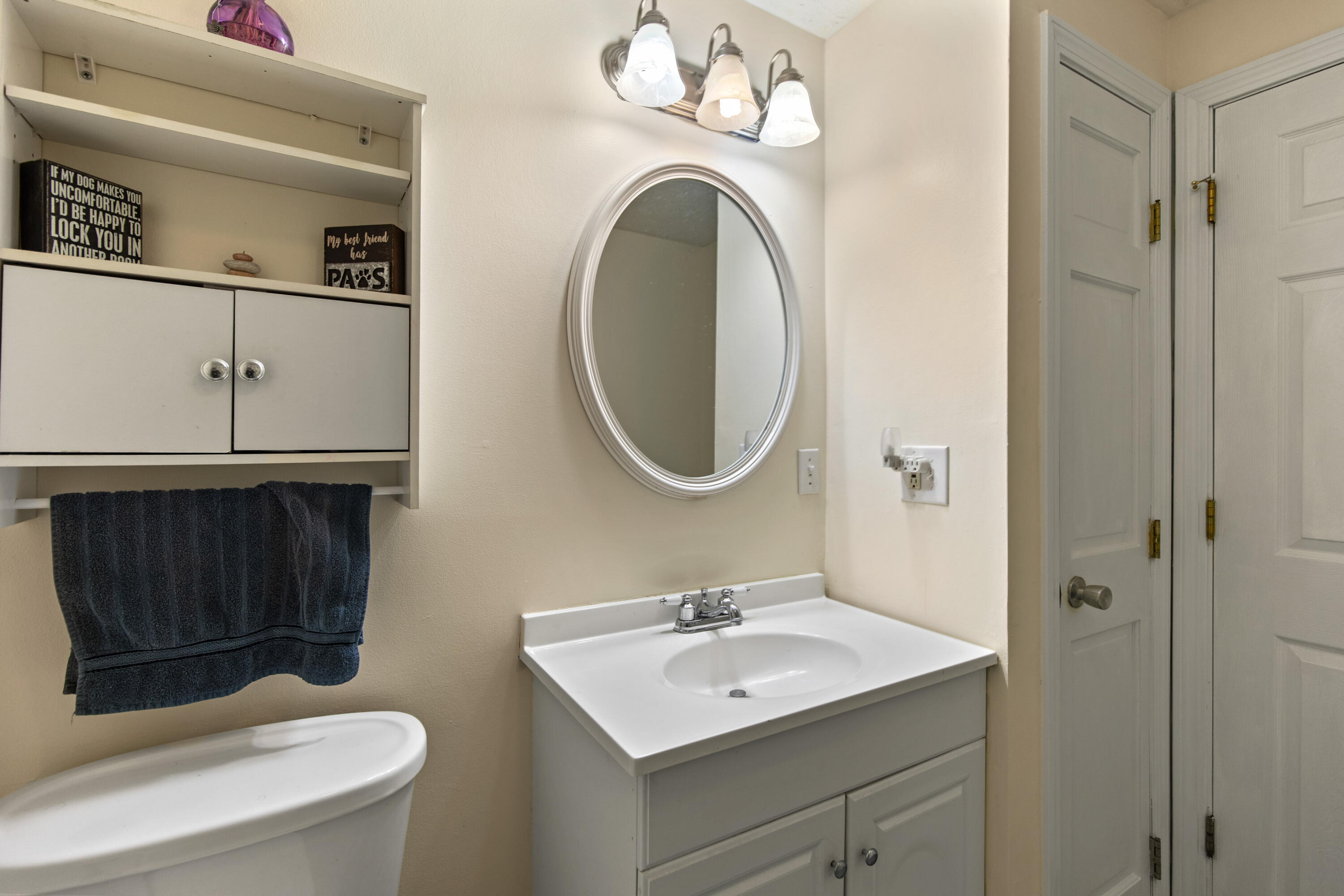 538 Main Street, Unit 5 Sanford, ME 04083 - Photo 16 of 24 538 Main Street5 Springvale014