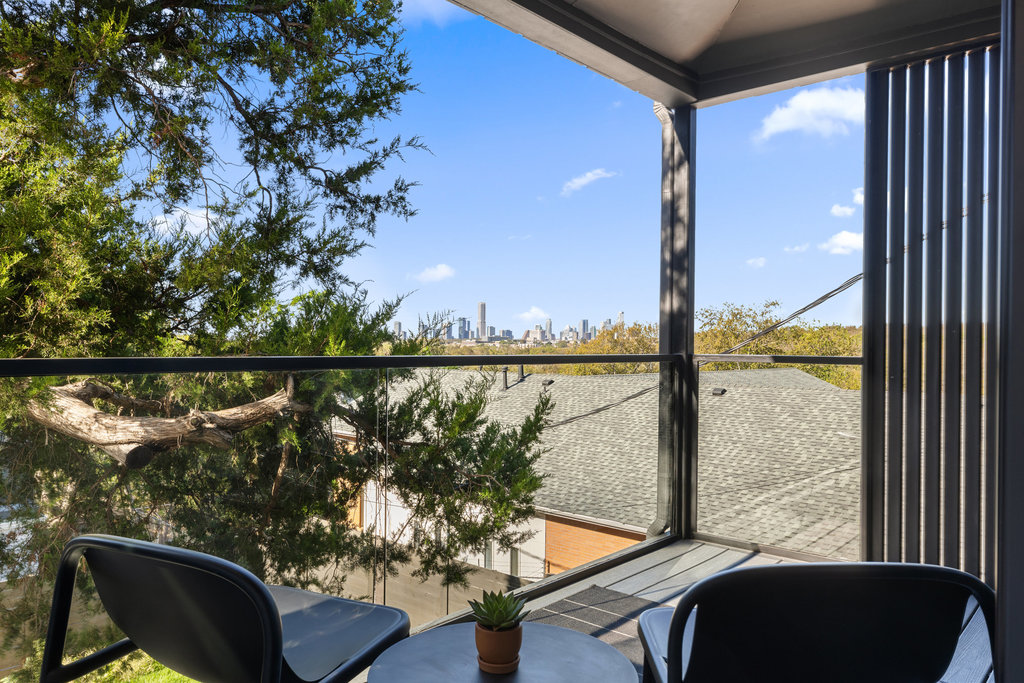 4707 Reyes Street, Unit 2 Austin, TX 78721 - Photo 31 of 33 Gallery Image 31