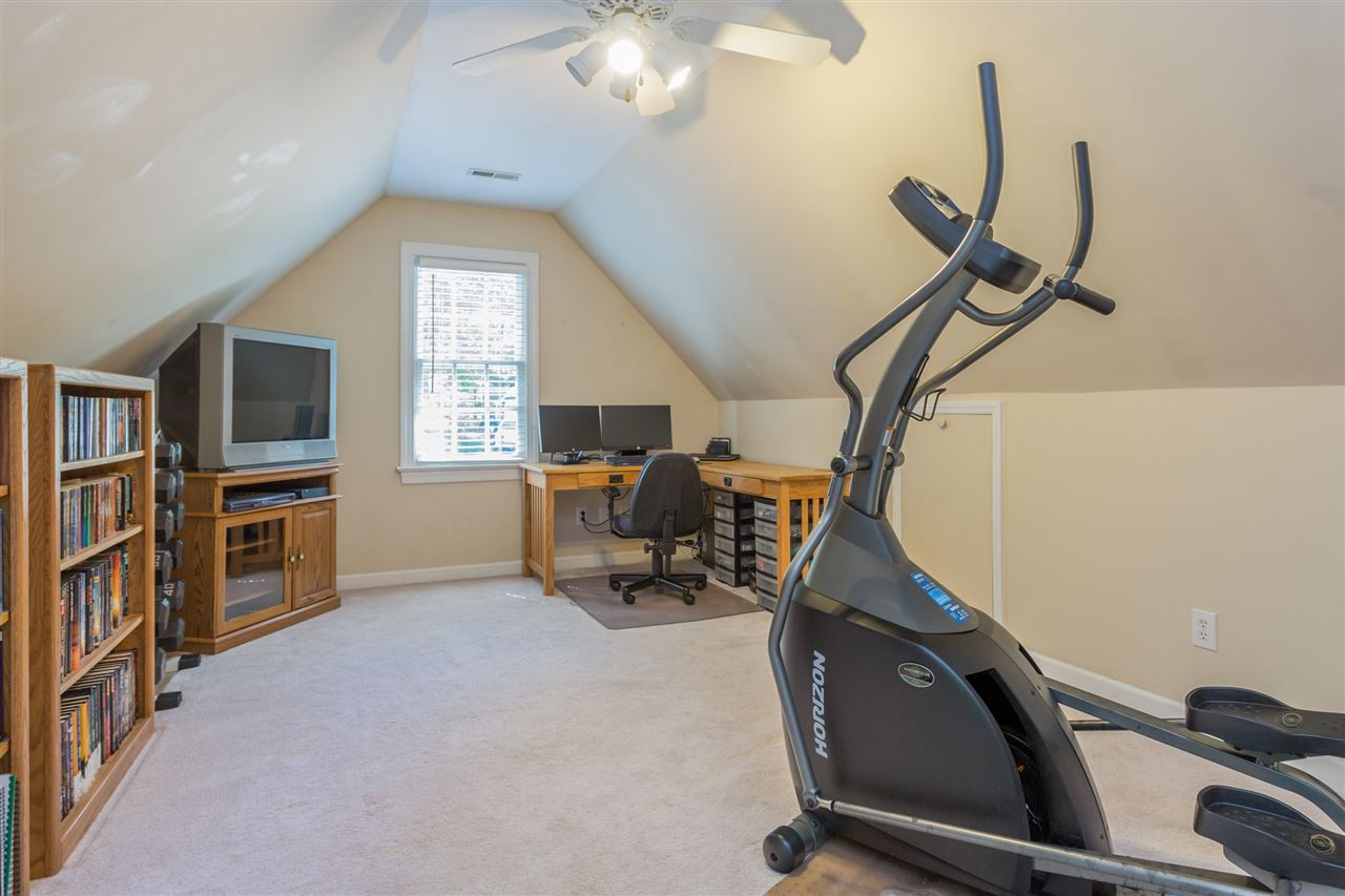 10008 Quillstone Court Raleigh, NC 27613 - Photo 23 of 25 Photo 23