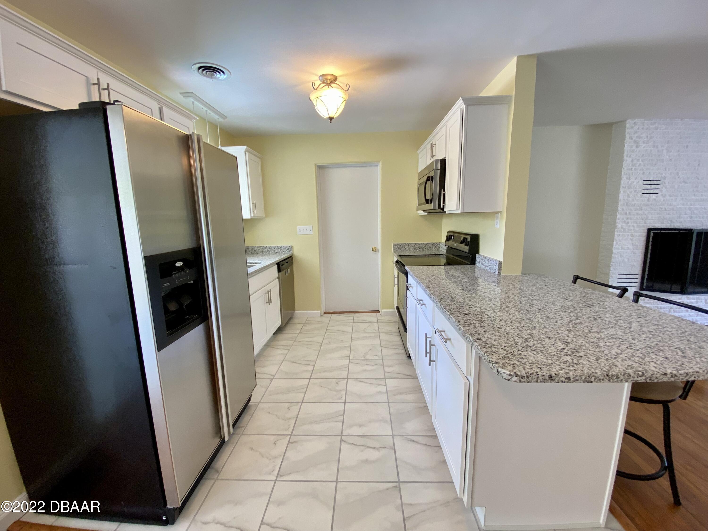 74 Wye Drive Ormond Beach, FL 32176 - Photo 5 of 16 62EEEA5A-6D33-4425-A187-B42EF3A1D1AB