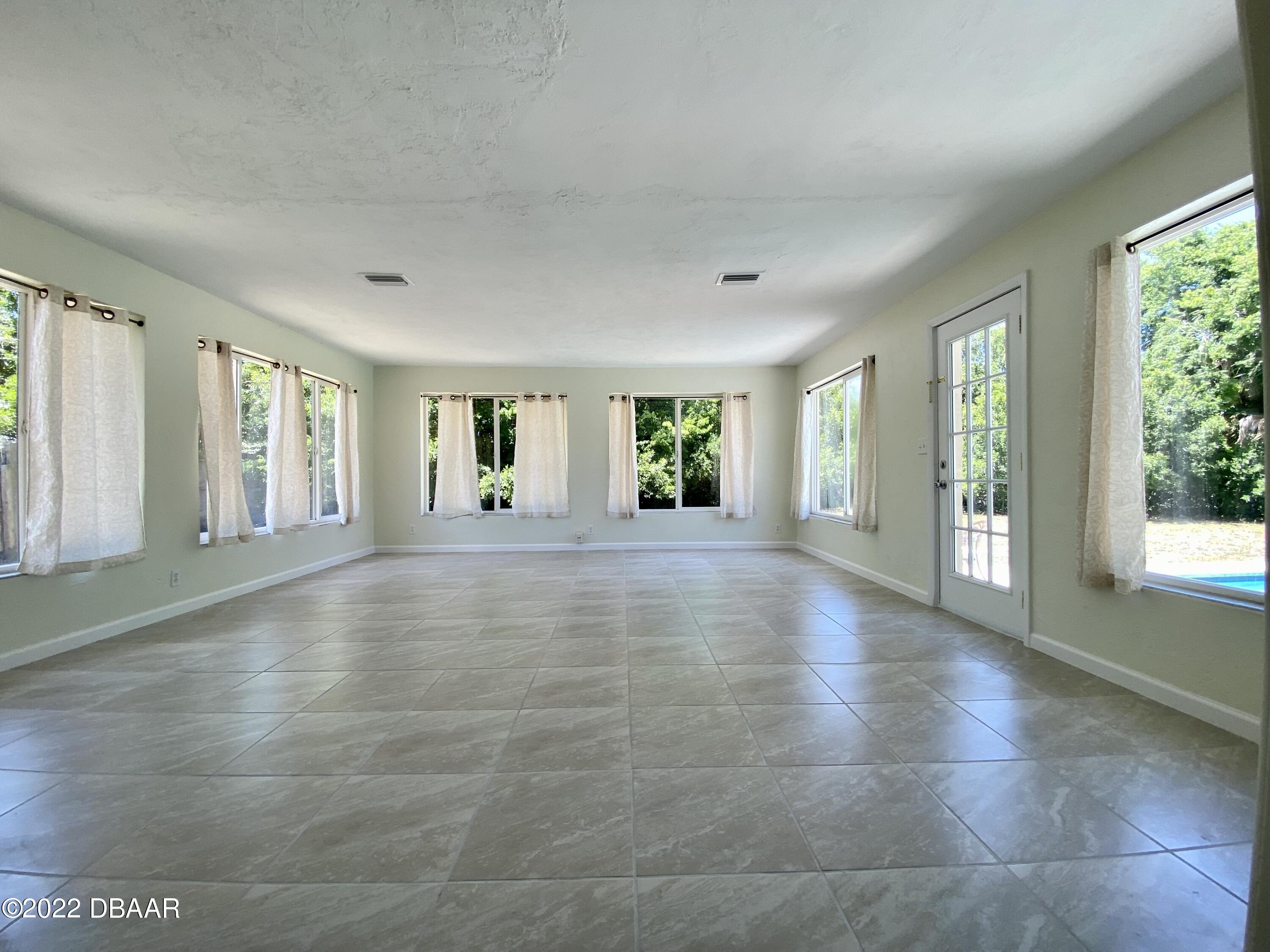 74 Wye Drive Ormond Beach, FL 32176 - Photo 7 of 16 32991A39-84A7-40A6-BDE8-72D521E8B433