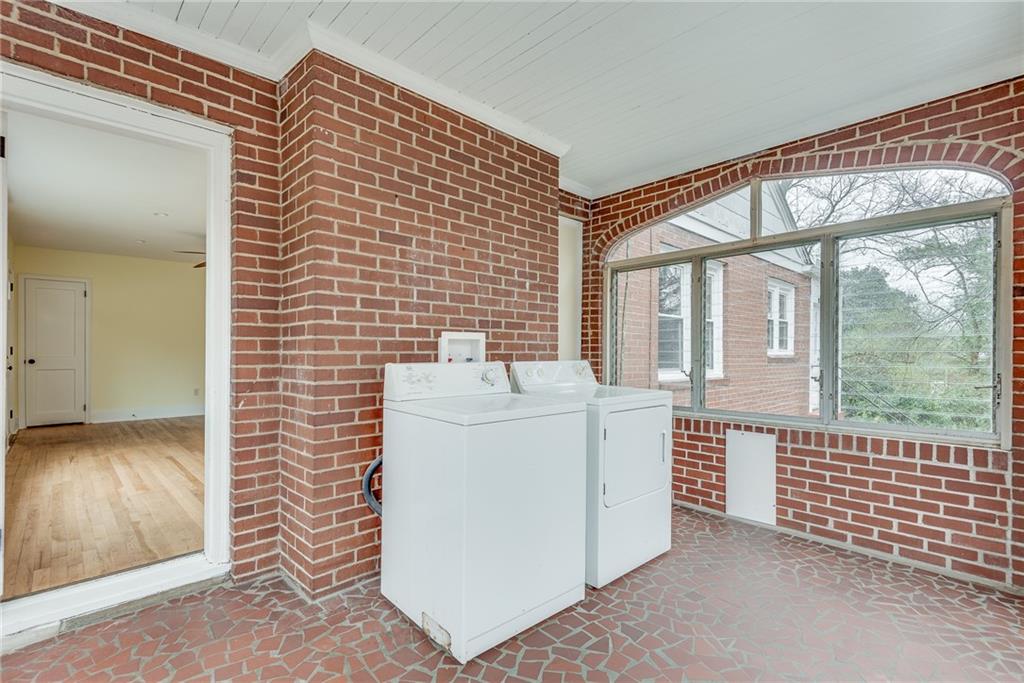 1287 Eastland Road Southeast Atlanta, GA 30316 - Photo 12 of 31