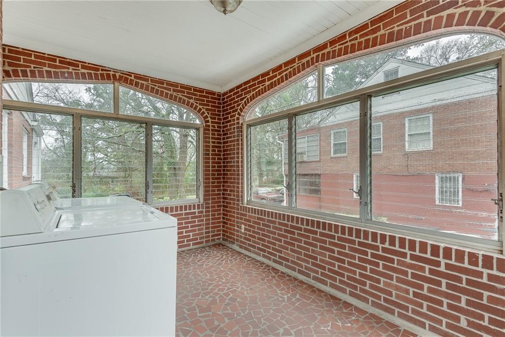 1287 Eastland Road Southeast Atlanta, GA 30316 - Photo 13 of 31