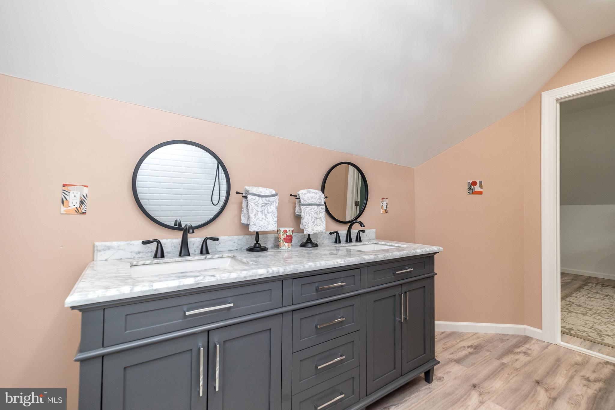 7329 Ryers Avenue Philadelphia, PA 19111 - Photo 14 of 47 Gallery Image 14