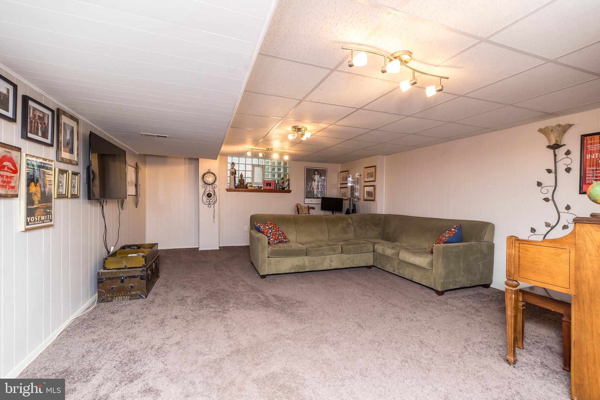 7329 Ryers Avenue Philadelphia, PA 19111 - Photo 36 of 47 Gallery Image 36