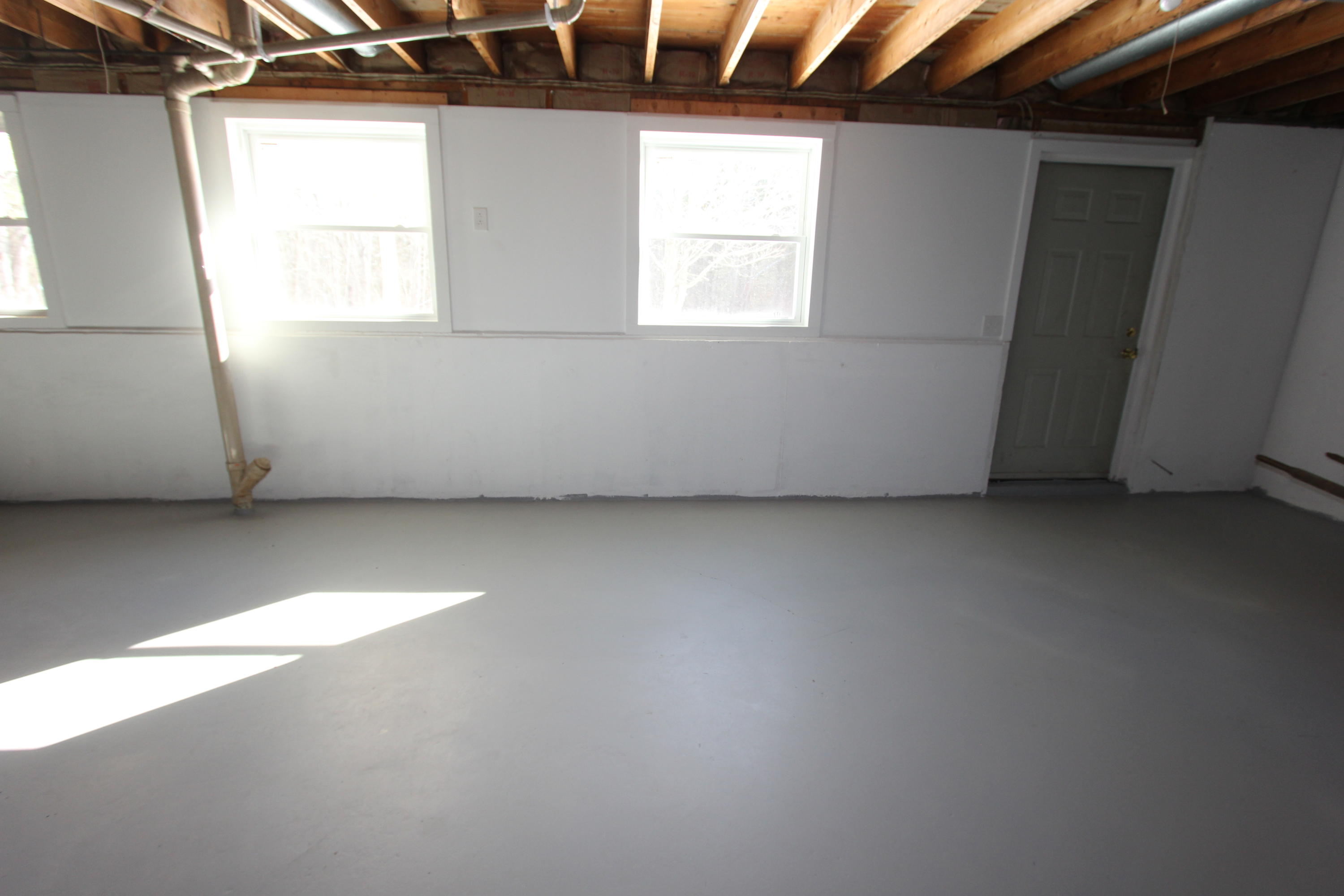 82 Lisbon Road Sabattus, ME 04280 - Photo 27 of 38 Daylight/Walkout Basement