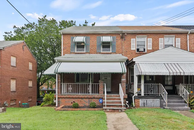 $2,650 | 2216 Good Hope Rd/marion Barry Ave Road Southeast, Washington, DC 20020