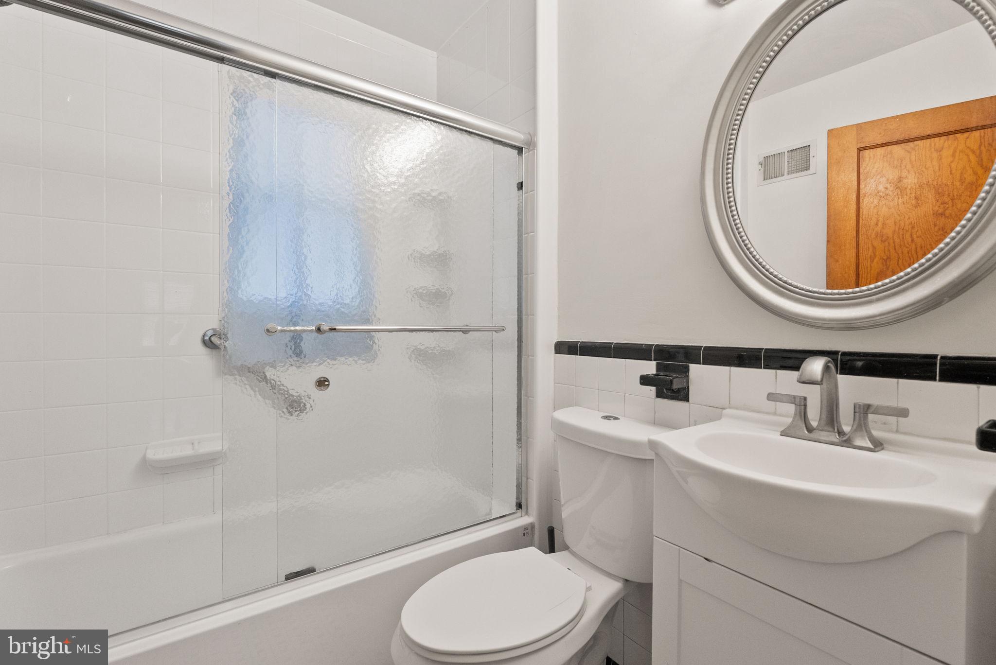 2216 Good Hope Rd/marion Barry Ave Road Southeast Washington, DC 20020 - Photo 20 of 29